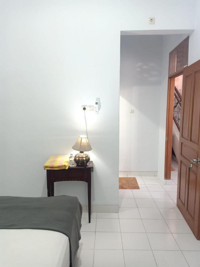 Nakula Familiar Inn Ντενπασάρ Εξωτερικό φωτογραφία